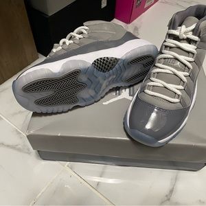 Jordan 11 retro cool grays